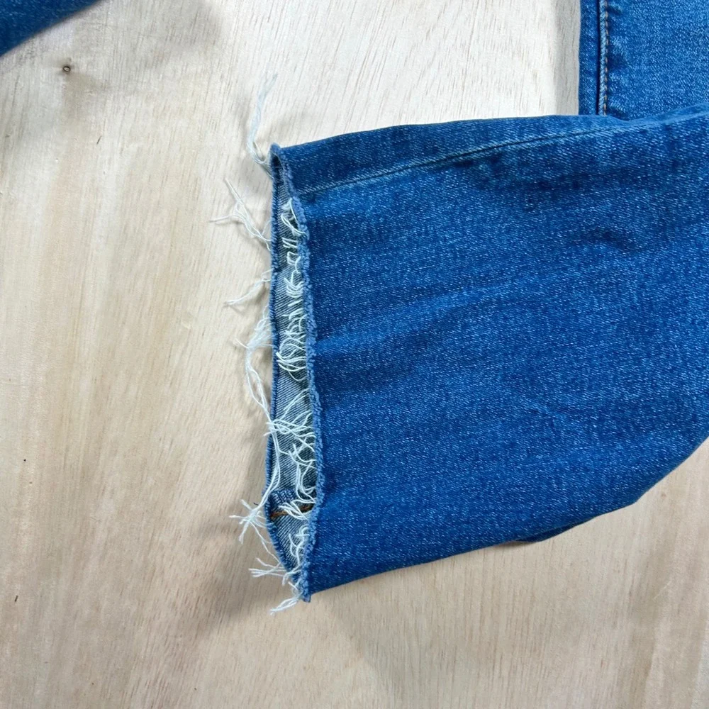 True Religion Becca Mid Rise Bootcut Jeans Blue Raw Hem Size 34x30 Mens